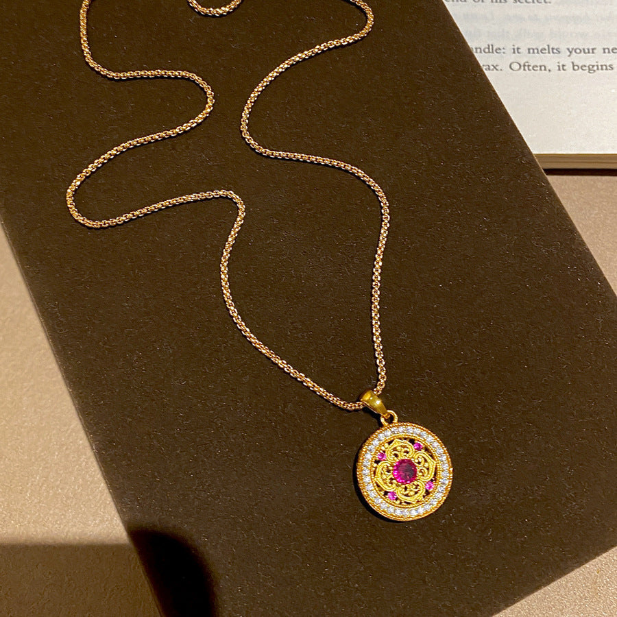 Round flower natural crystal necklace