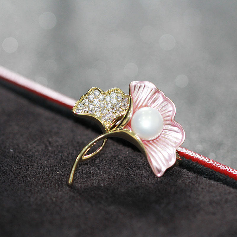 Ginkgo Leaf Natural Freshwater Pearl Brooch