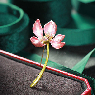 Three-dimensional lotus brooch