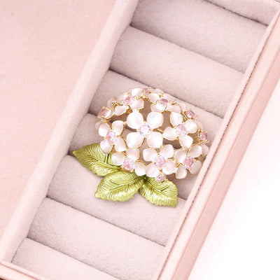 Simple hydrangea brooch