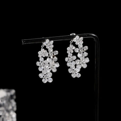 Earrings with full diamonds