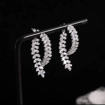 Earrings with full diamonds