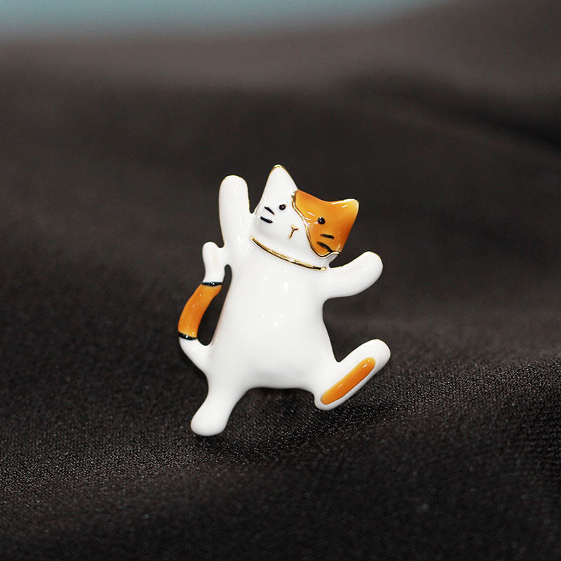 Cute kitten brooch