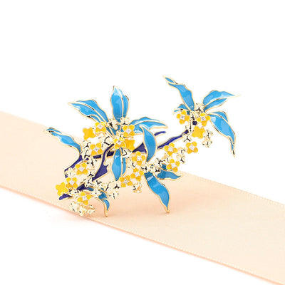 Osmanthus tree brooch