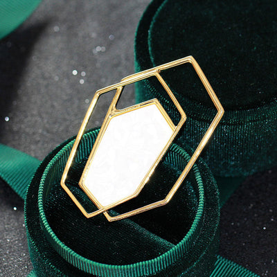 Double hexagonal brooch