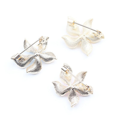 Elegant Floral Lotus Brooch