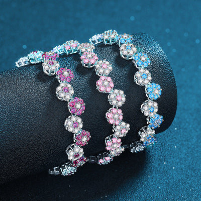 Fashionable six-petal flower natural diamond bracelet