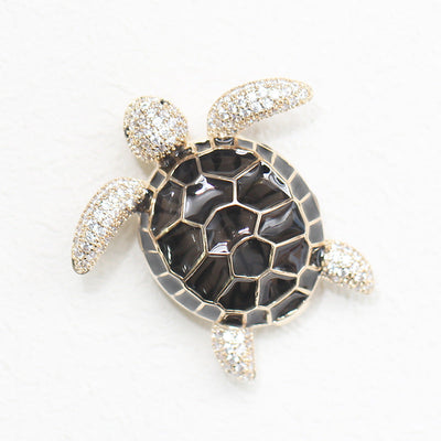 Sea turtle brooch