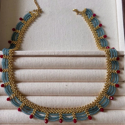 Lace Red and Blue Contrast Beaded Necklace