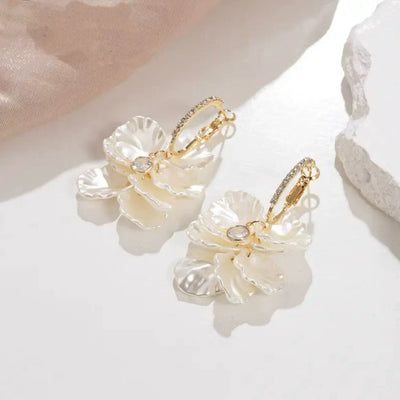 Vintage petal pendant earrings