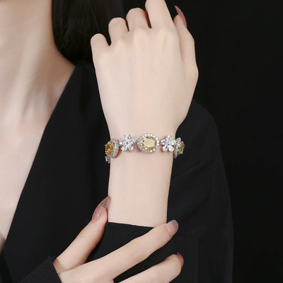 Five-petal flower natural crystal bracelet