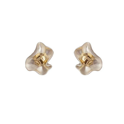 Irregular flower earrings