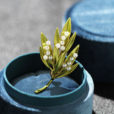 Multi-leaf Natural Freshwater Pearl Brooch