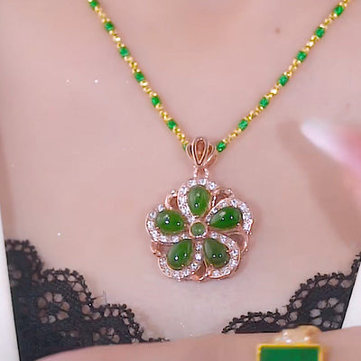 Lucky Flower Pendant Natural Emerald Jade Stone Bracelet