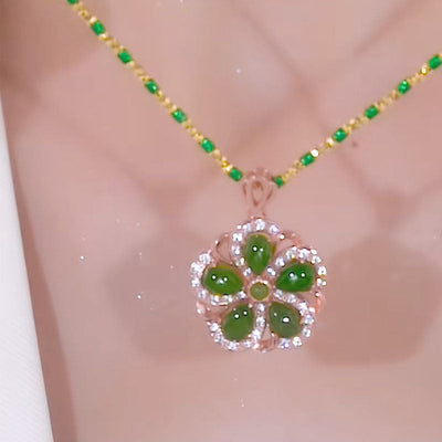Lucky Flower Pendant Natural Emerald Jade Stone Bracelet
