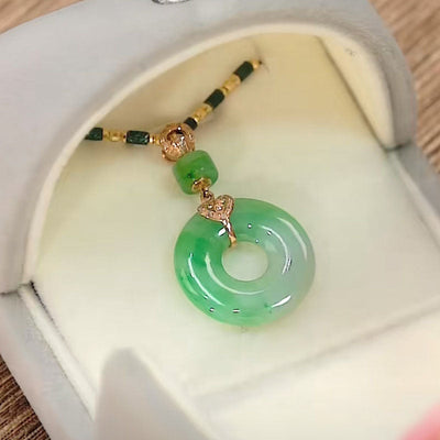 Light Color Floating Flower Natural Emerald Jade Stone Necklace