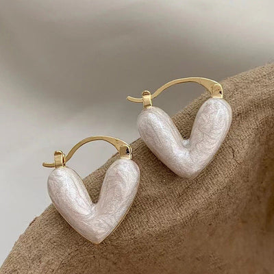 Exquisite Fashion Love Earrings