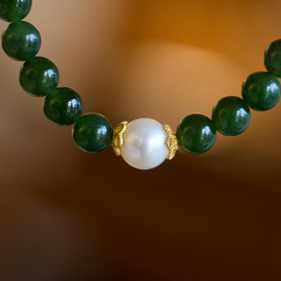 Lucky pearl turquoise Natural Emerald Jade Stone bracelet