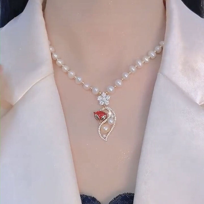 Red Fox Natural Freshwater Pearl Necklace