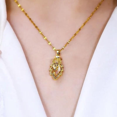 Natural crystal necklace with leaves