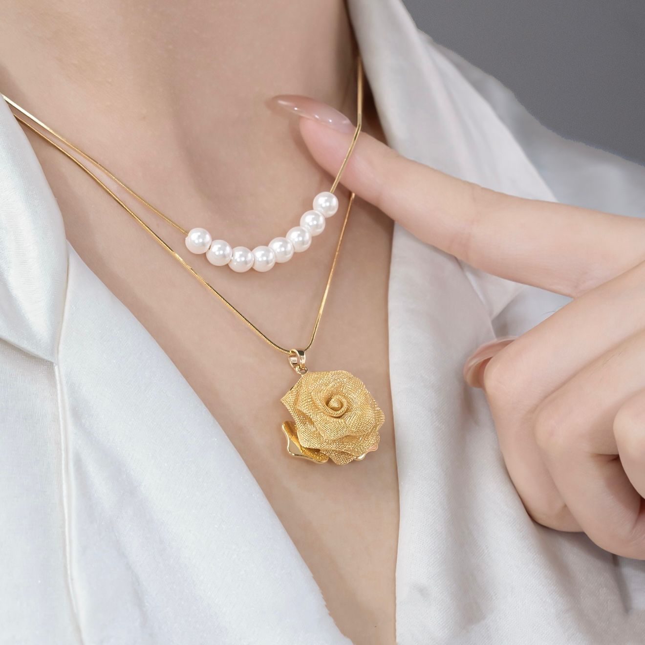 Golden rose natural freshwater pearl necklaces