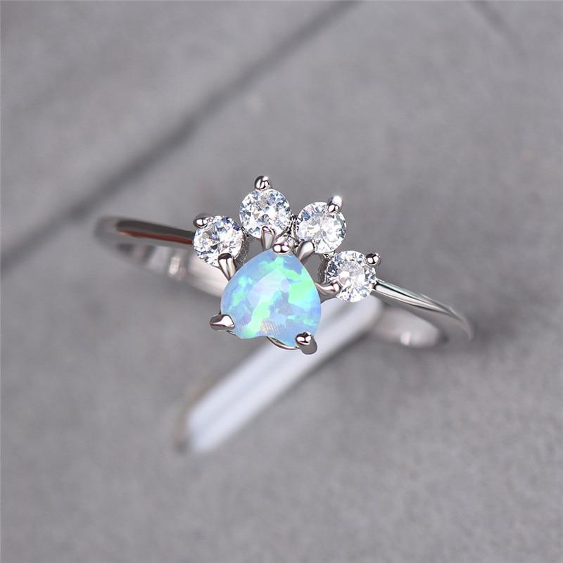 Opal & Crystal Paw Ring Deegnt