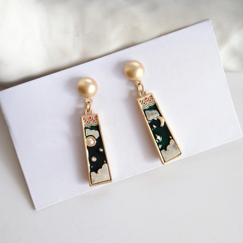 Moon & Cloud Drop Earrings Deegnt
