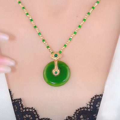 Lucky circle • Natural Emerald Jade Stone Necklace