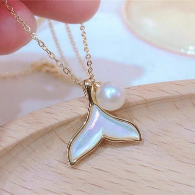 18K Gold Fishtail Pearl Necklace