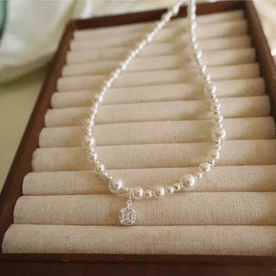 Small sugar cube pearl necklace