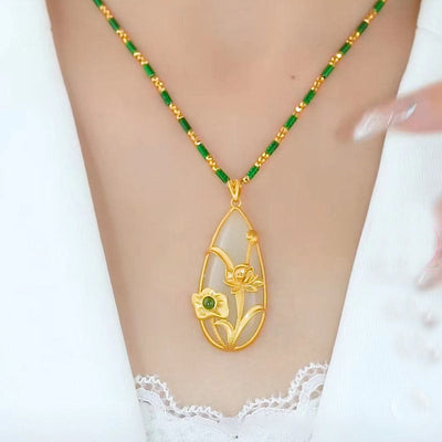 Golden Lotus Leaf Lotus Emerald Jade Stone Necklace
