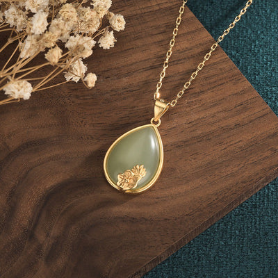 Emerald Jade stone lotus pendant necklace