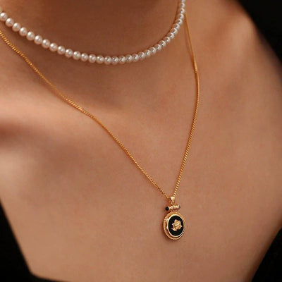 Artificial Black Onyx Vintage Rose Necklace