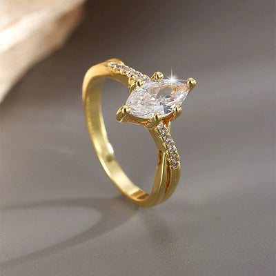 Elegant Marquise • Diamond Ring