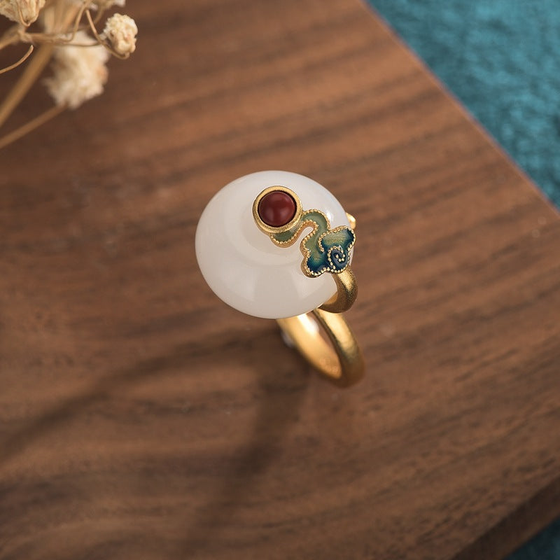 Lucky Clasp Emerald Jade Stone Ring