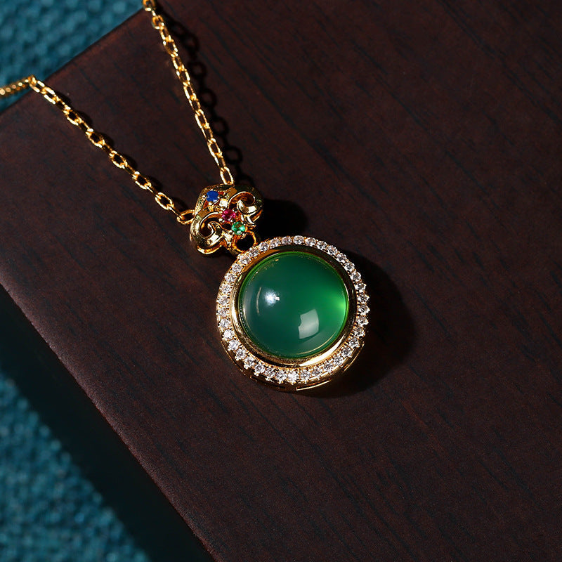 Natural chalcedony agate round necklace