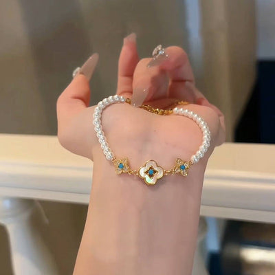 Clover Whisper • Pearl Bracelet