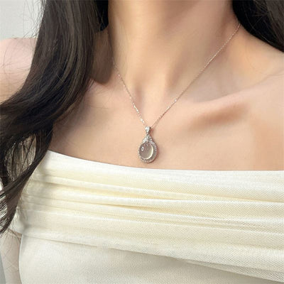 Vintage icy jade necklace