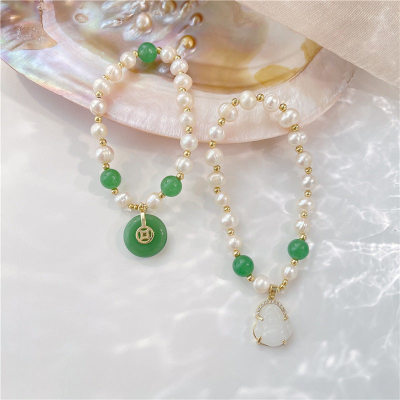 Lucky clasp ? Pearl jade bracelet