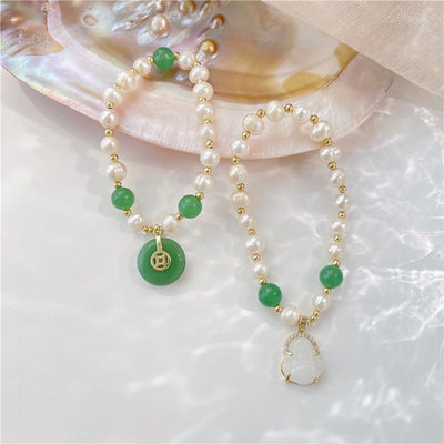 Lucky clasp ? Pearl jade bracelet