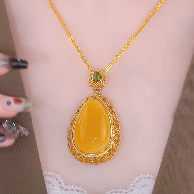 Lucky petal beeswax pendant necklace
