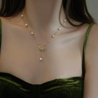 Jade Rabbit Flying to the Moon Pearl Necklace