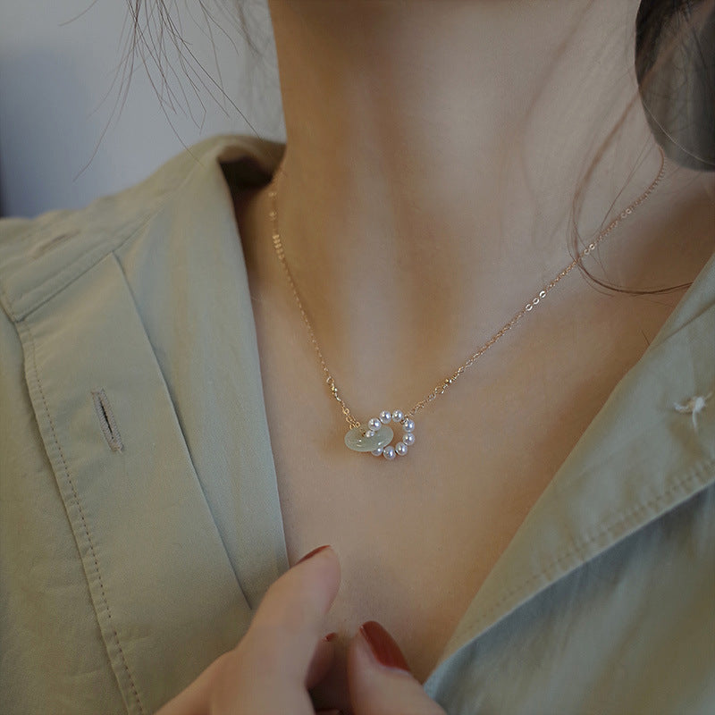 Gentle Double Ring Emerald Jade stone & Pearl Neckl