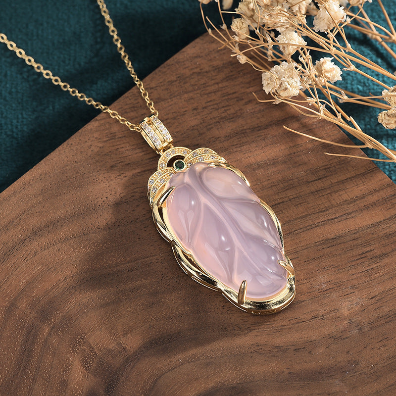 Natural Emerald Jade Stone petal pendant necklace