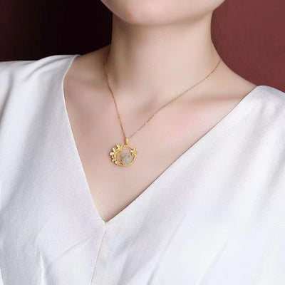 Cute  • Emerald Jade stone Necklace