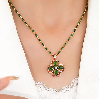 Four leaf clover Emerald Jade stone necklace