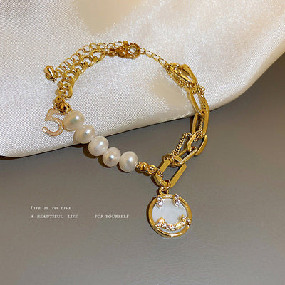 Smiley face ? Freshwater pearl bracelet