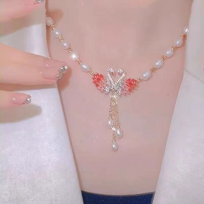 Swan natural freshwater pearl necklace