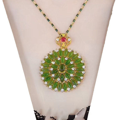 Multi-petal flower natural crystal necklace