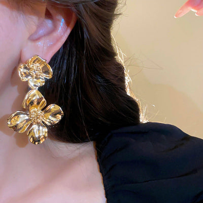 Gold flower earrings